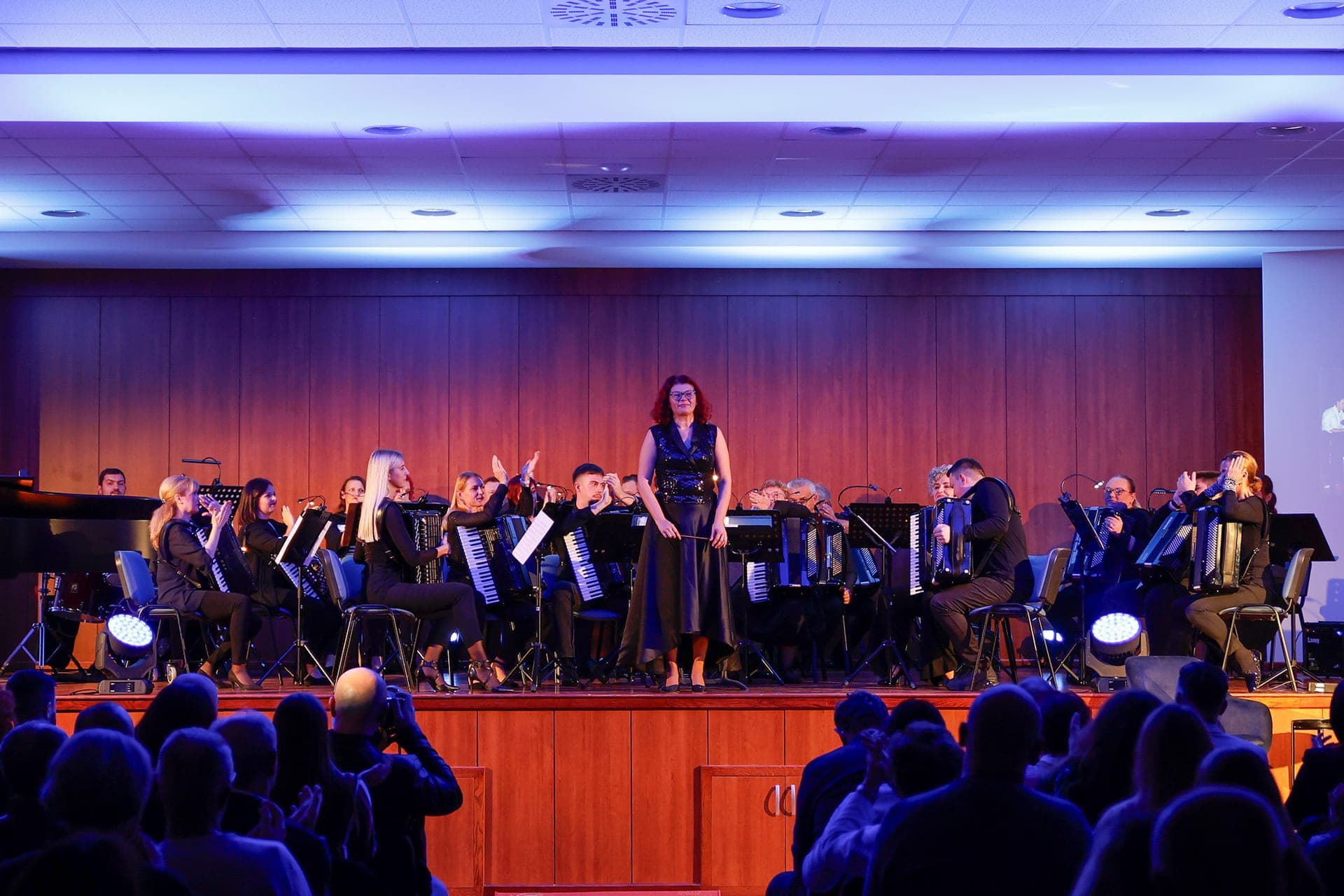 14. Međunarodni festival harmonike „Bela pl. Panthy” održava se u studenom u Slavonskom Brodu