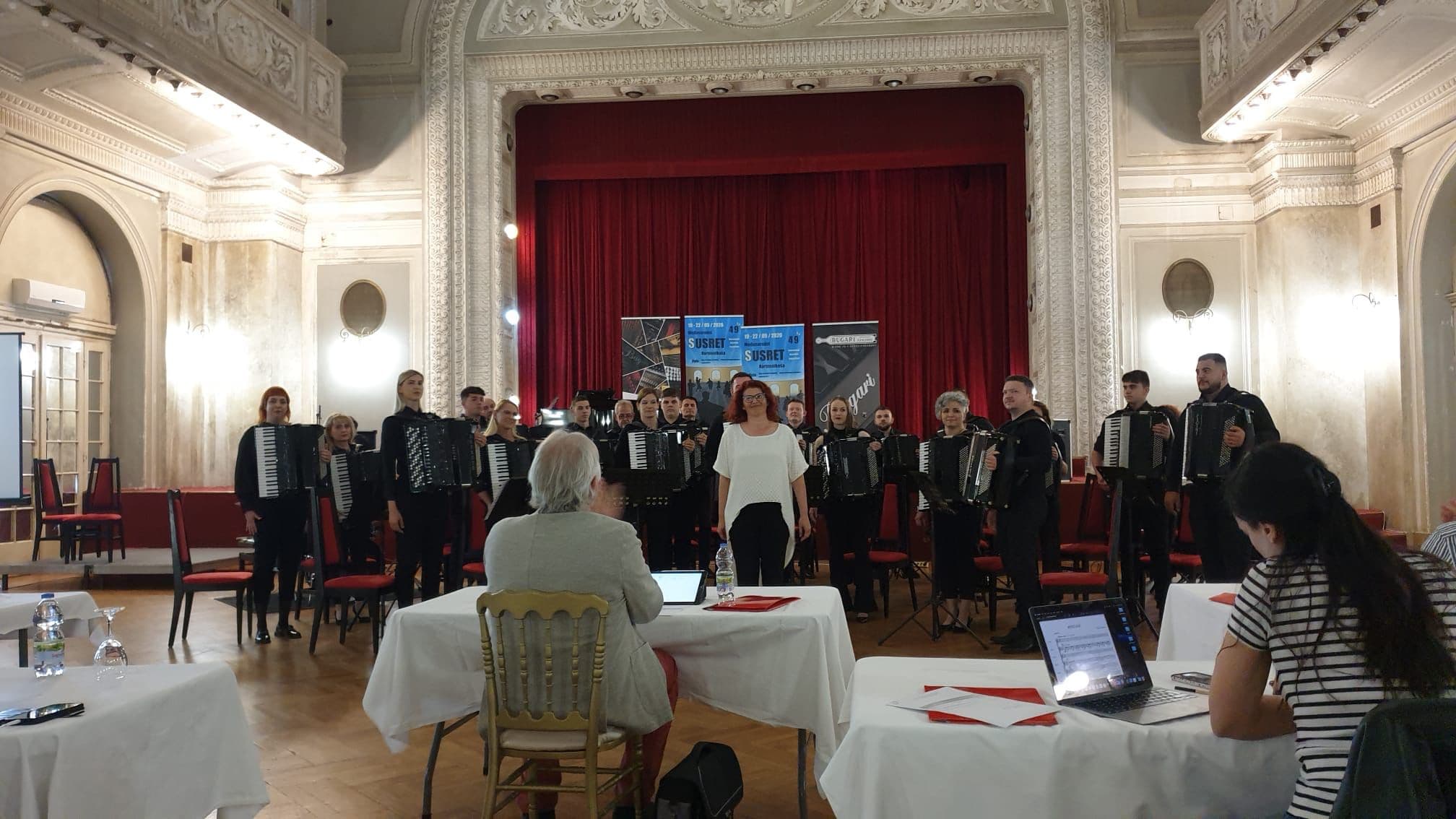 Brodski harmonikaški orkestar „Bela pl. Panthy” ostvario izniman uspjeh na 49. međunarodnim susretima harmonikaša održanim u Puli