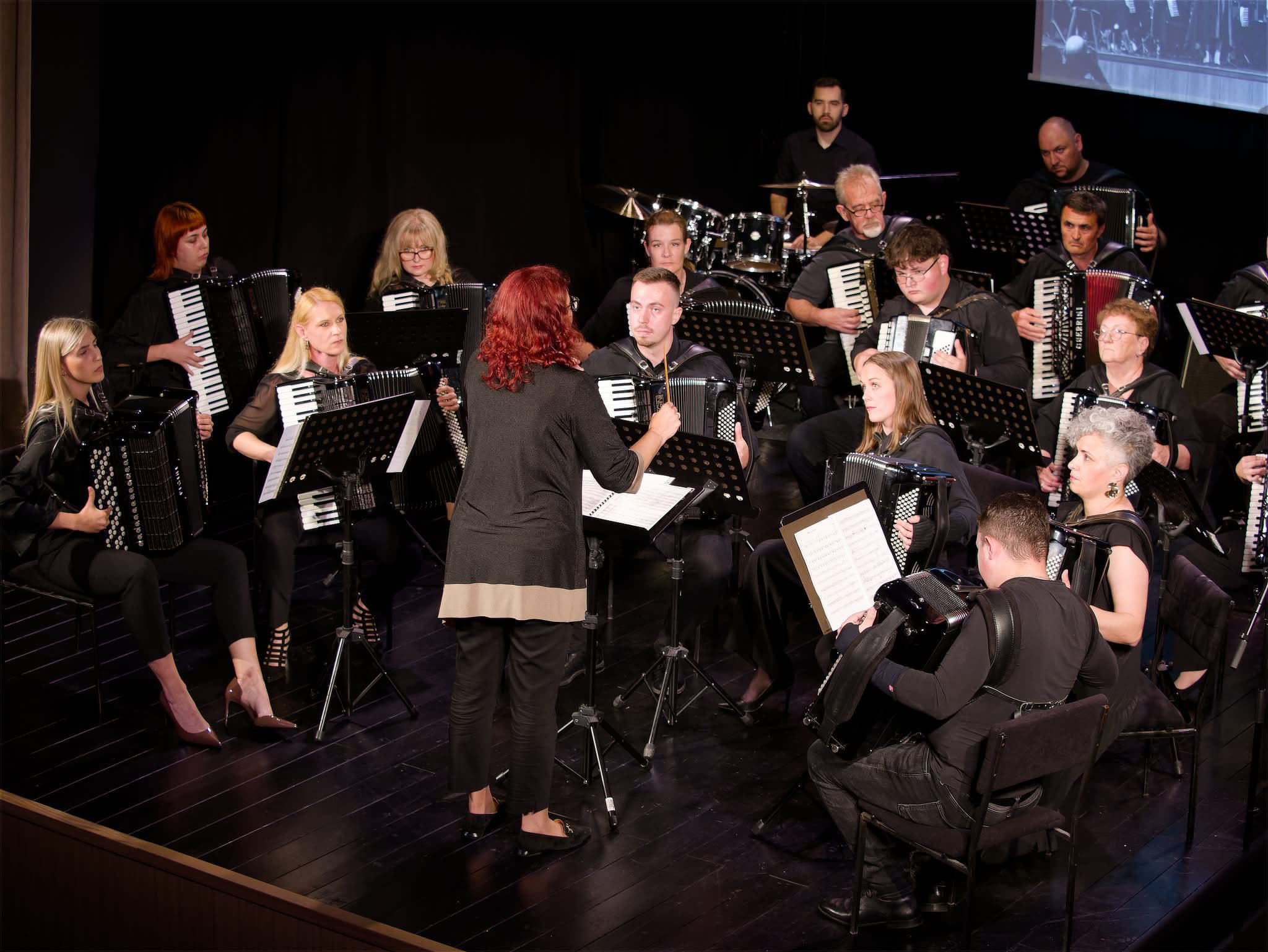 Godišnji koncert Brodskog harmonikaškog orkestra „Bela pl. Panthy”
